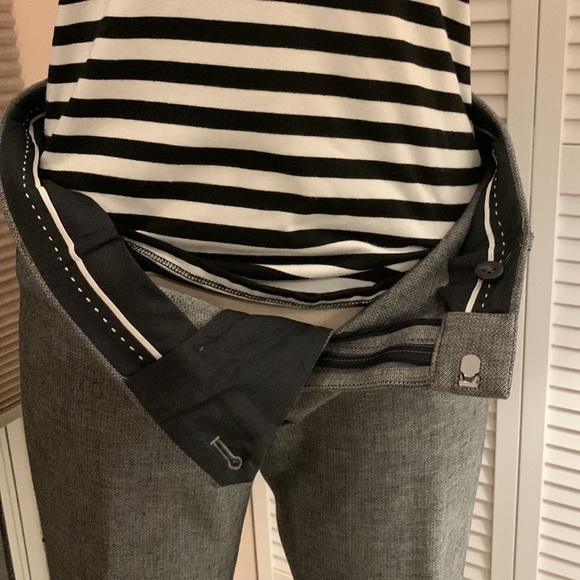 BANANA Republic Size 4 Gray Pants- Good Condition - Picture 8 of 15